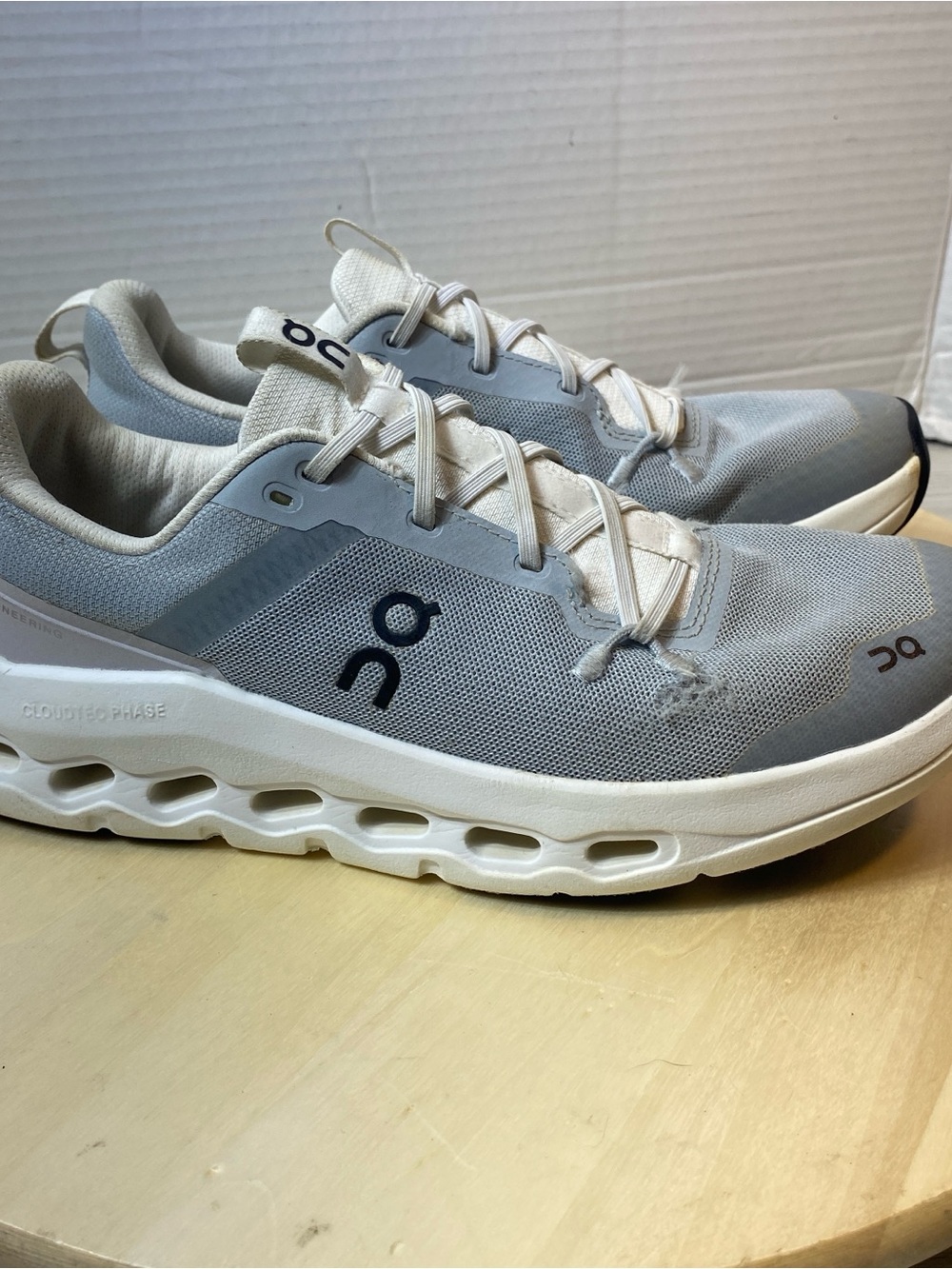 On Cloud Cloudtilt Youth Running Shoes Grey White 3YF10040070 Size US Y5